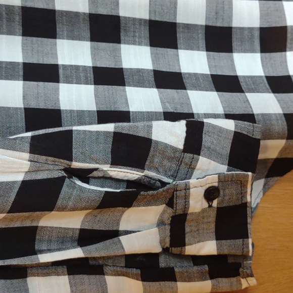 Terra & Sky Women's OX 14W black buffalo plaid button down long sleeve shirt - Picture 6 of 6